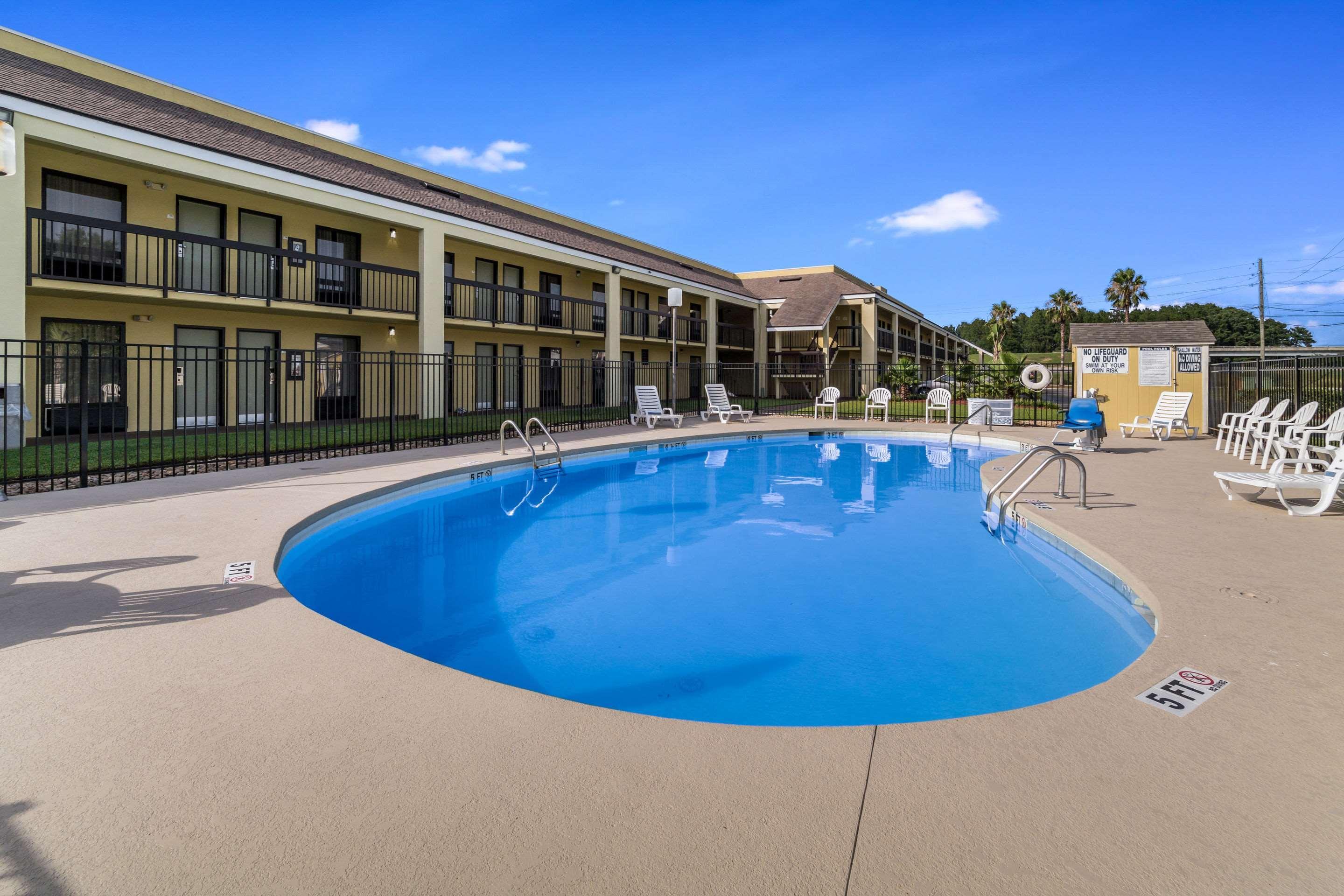 Quality Inn Coliseum North Charleston Kültér fotó