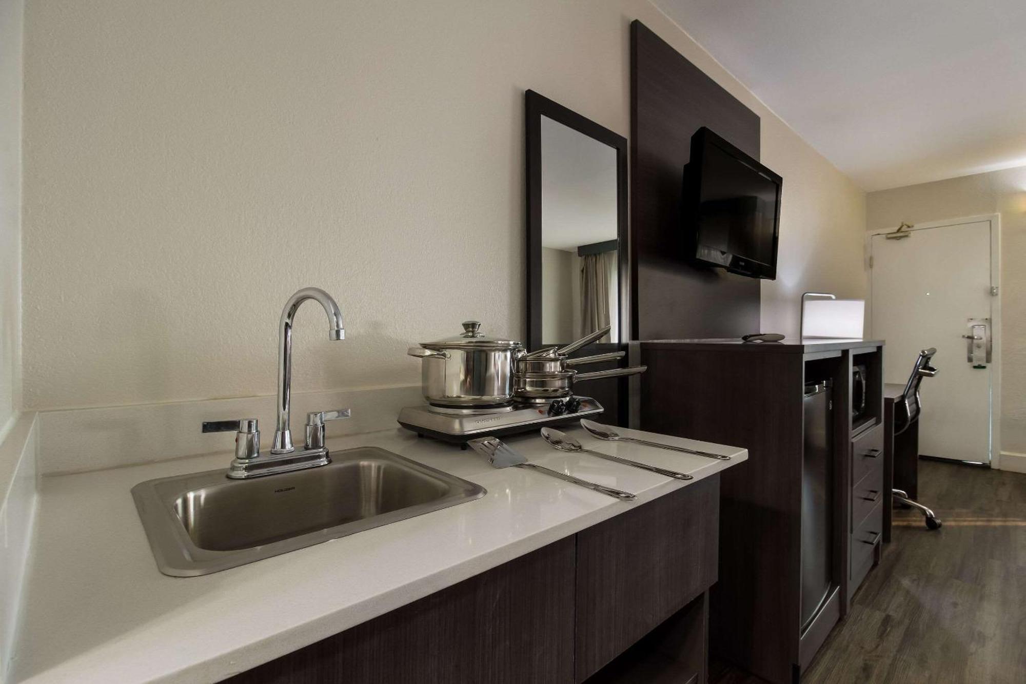 Quality Inn Coliseum North Charleston Kültér fotó